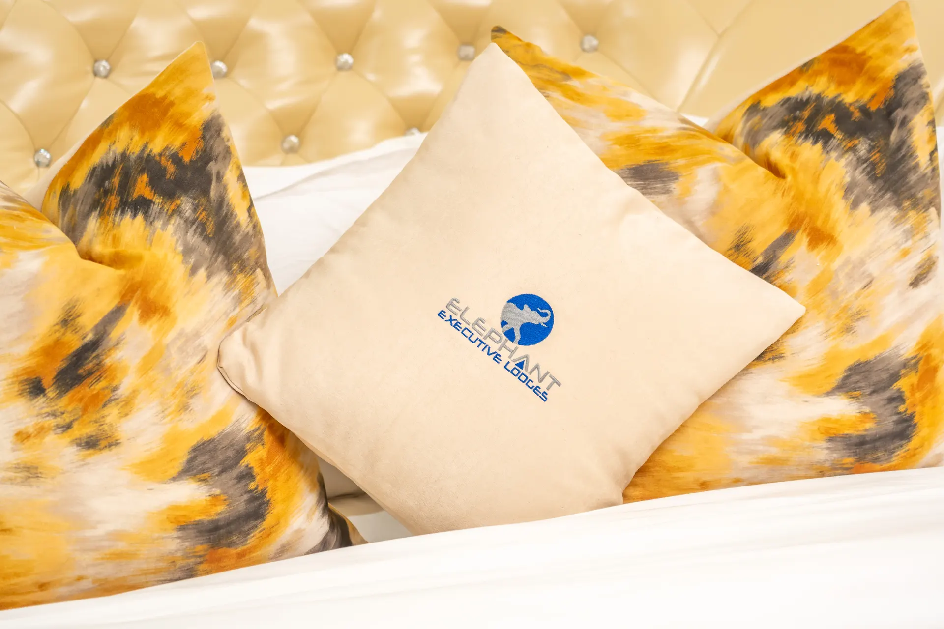 Executive Suite — Elephant Executive Lodges