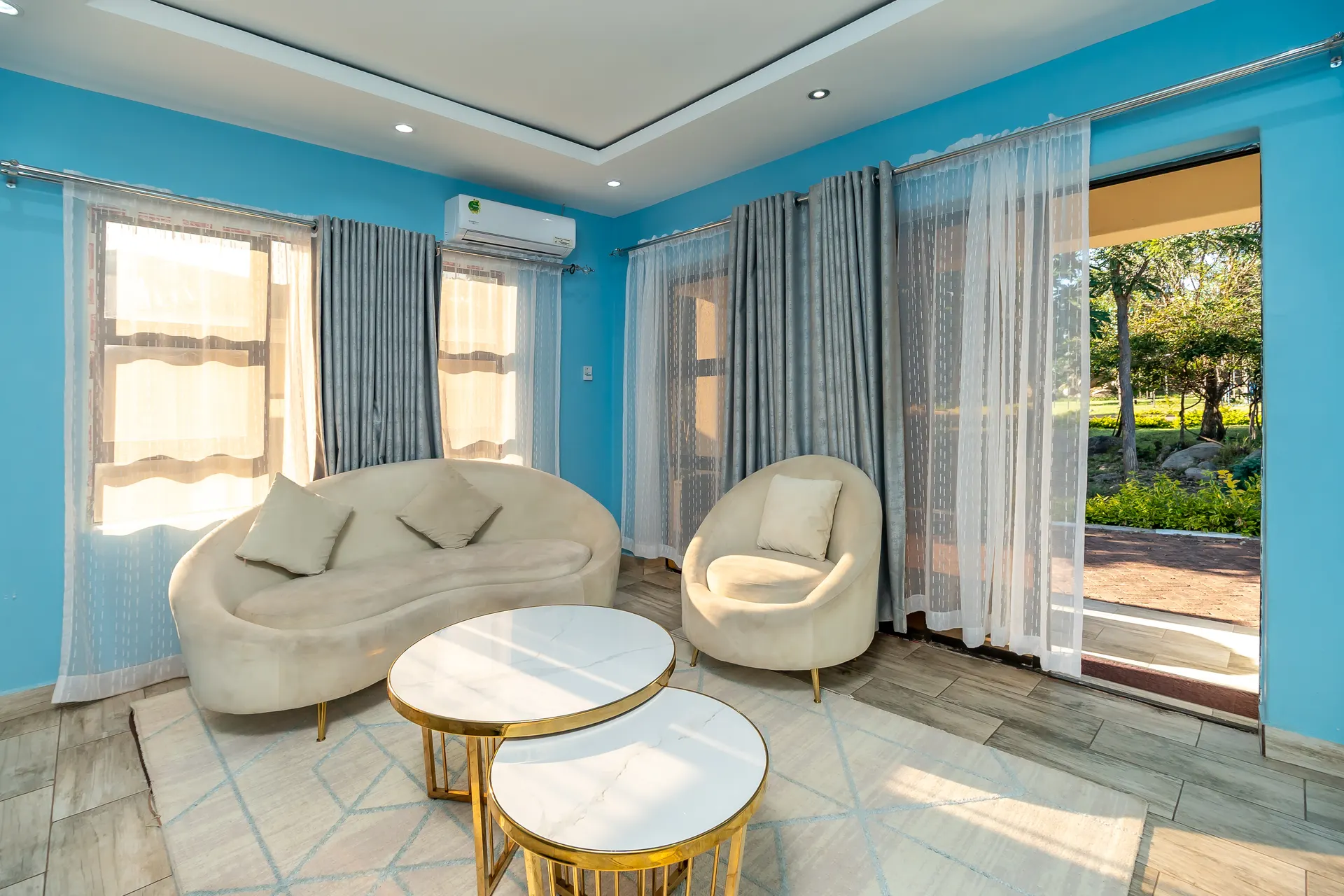 Deluxe Chalet — Elephant Executive Lodges