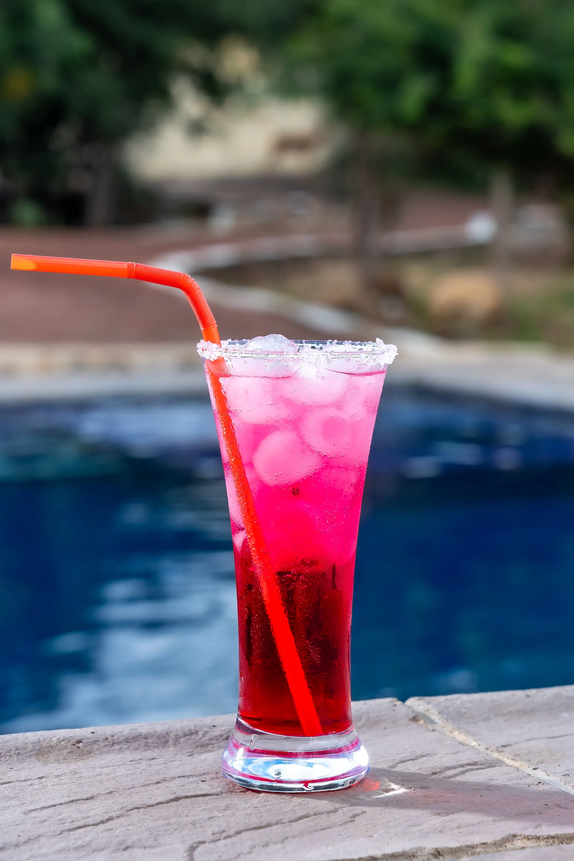 Cocktail at the pool bar