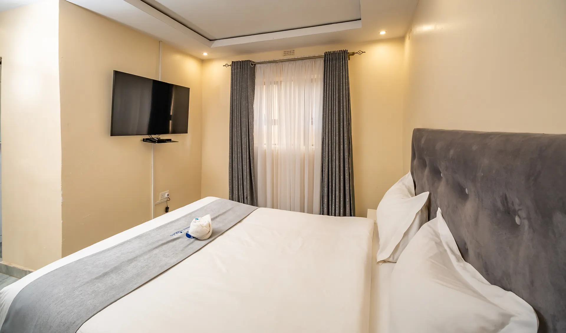 Standard Room — Elephant Executive Lodges