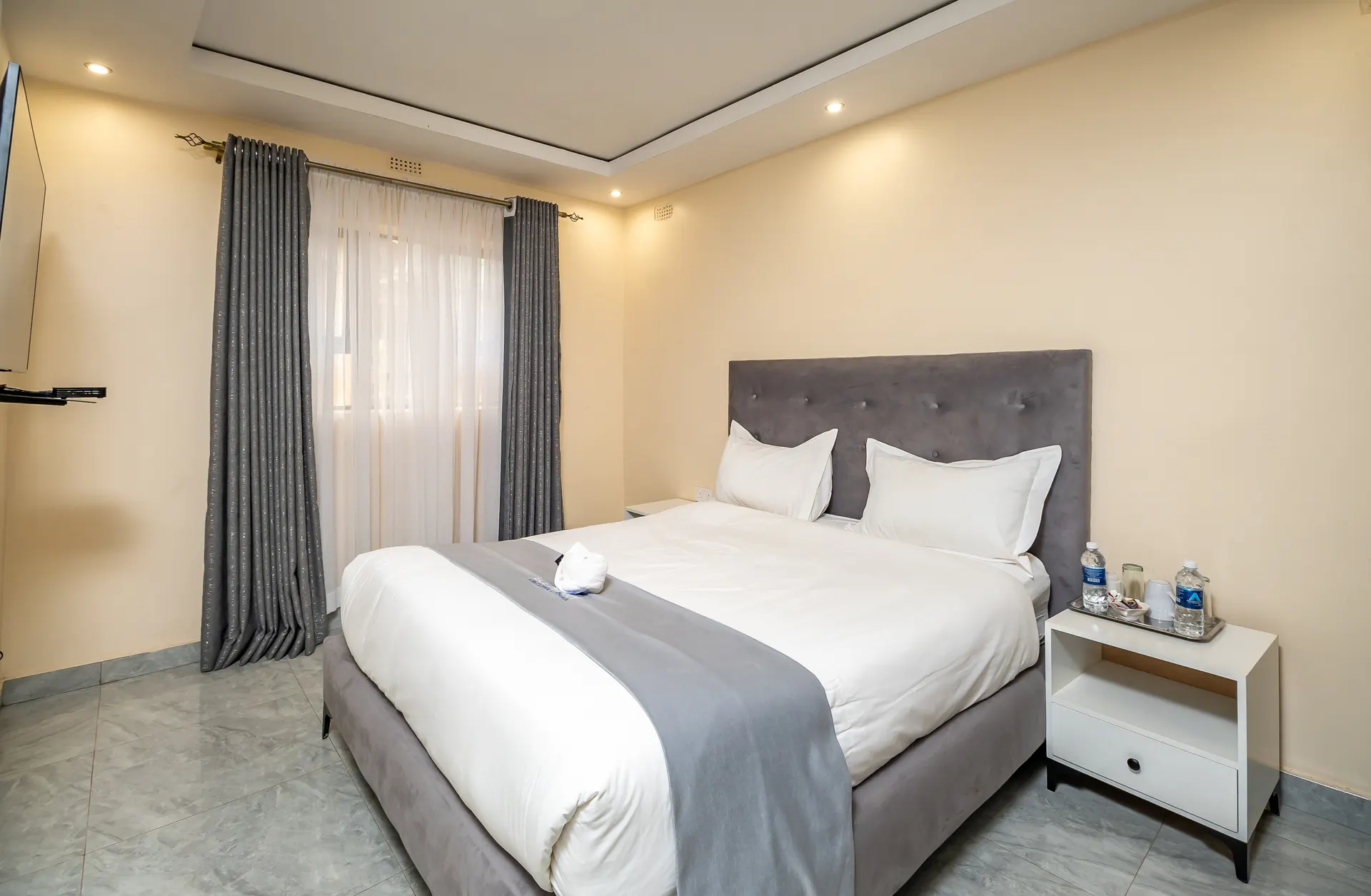 Standard Room — Elephant Executive Lodges